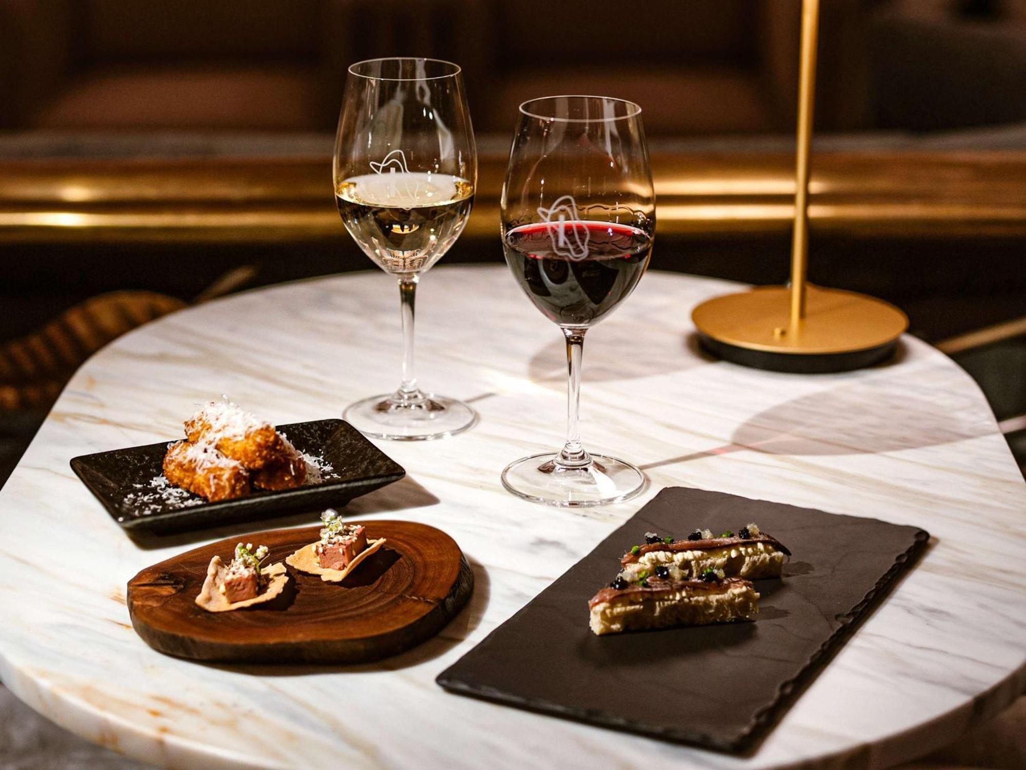 The Playford Adelaide - Mgallery Экстерьер фото Wine and tapas