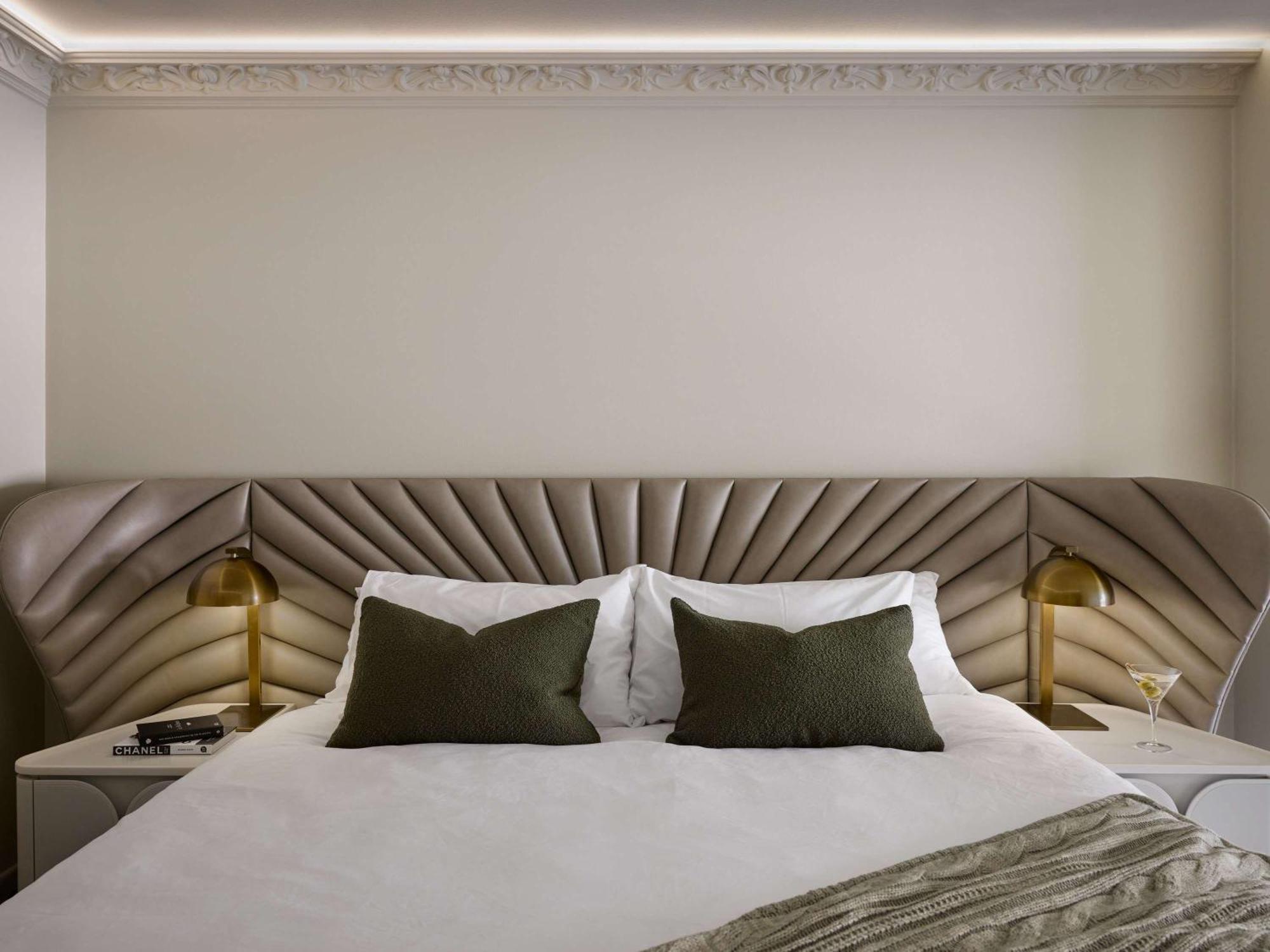 The Playford Adelaide - Mgallery Экстерьер фото A bed with a headboard