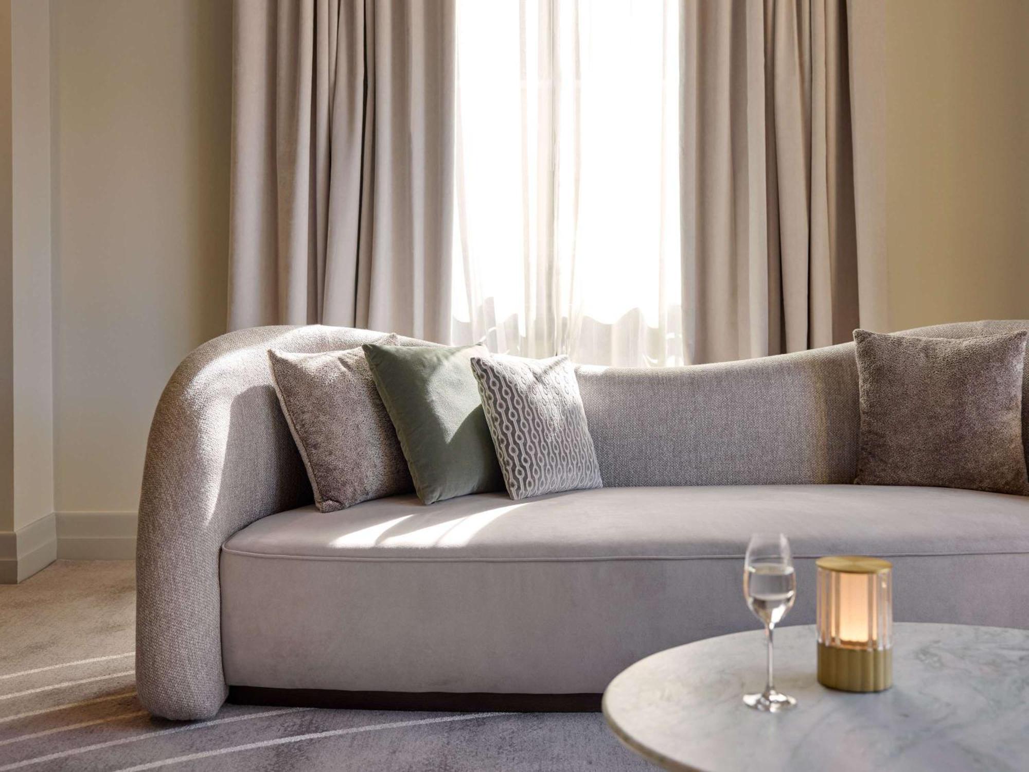The Playford Adelaide - Mgallery Экстерьер фото A sofa
