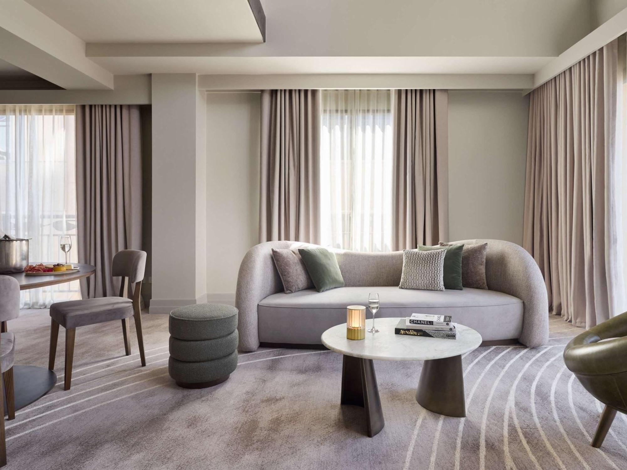 The Playford Adelaide - Mgallery Экстерьер фото A suite at the hotel