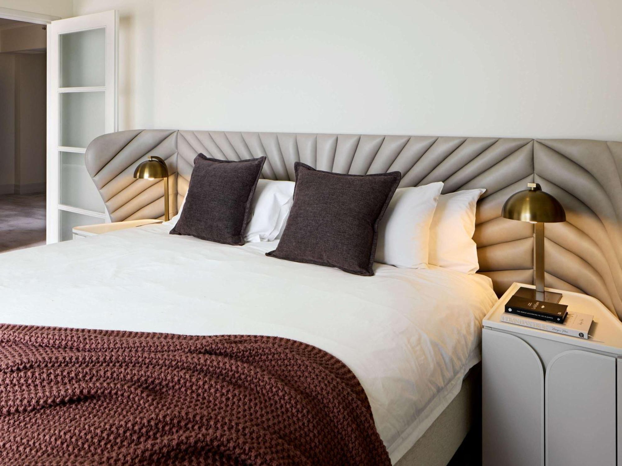 The Playford Adelaide - Mgallery Экстерьер фото A bedroom at The Ivy Hotel